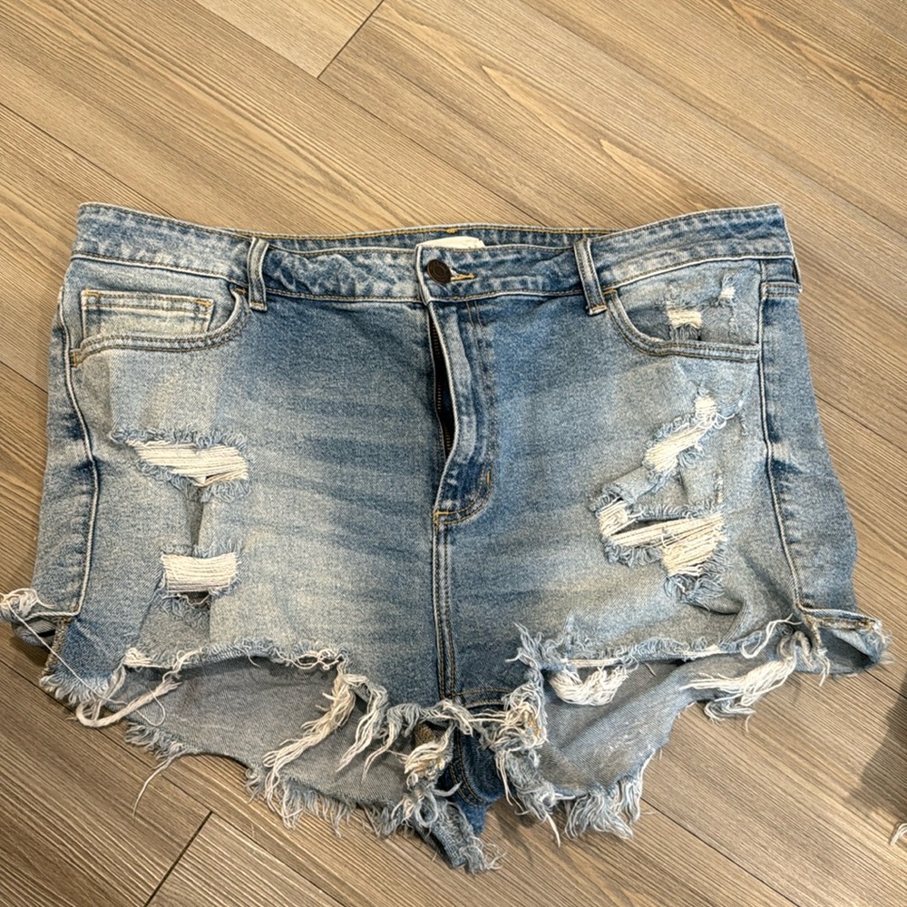 Cello Lightwash Ripped Shorts
